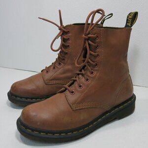 Dr. Martens UK 6 Leather Boots Footwear Shoes Men's Botas Calsado Shoes US 7